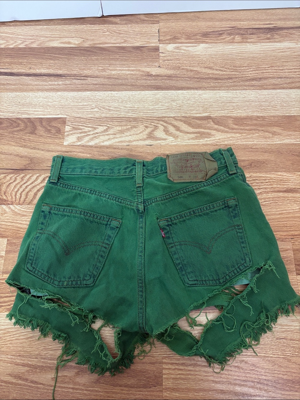 levi strauss & co green jean shorts size 28 - Picture 2 of 16
